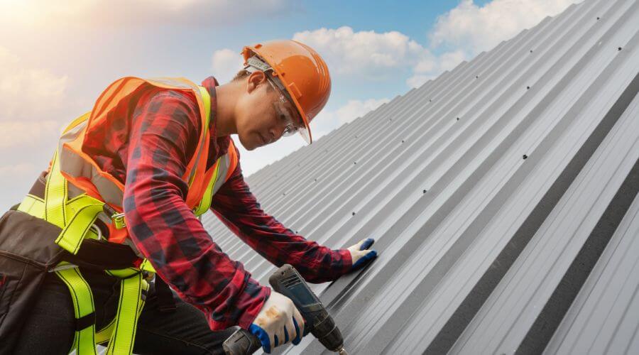 Professional Emergency Roof Repairs services in Grosse Ile, MI